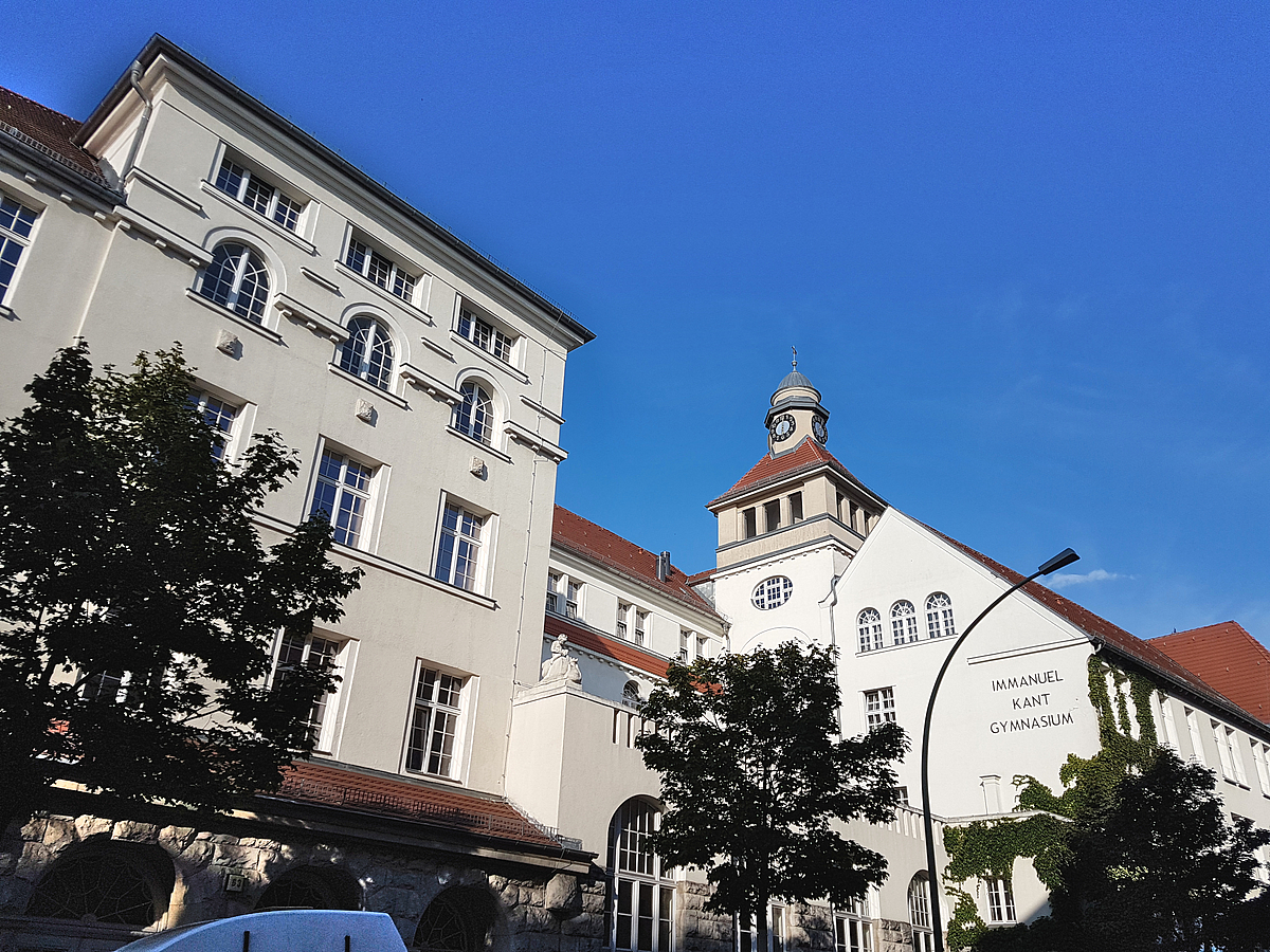 Helle Fassade Neo-Renaissance-Gebäude
