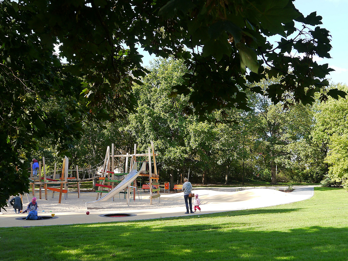Spielplatz von Ferne