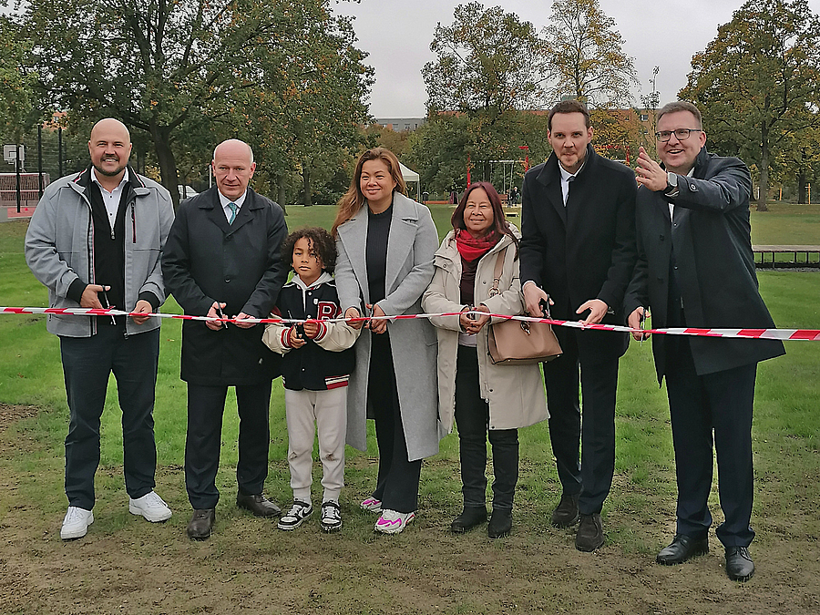 Durchschneiden des Bandes