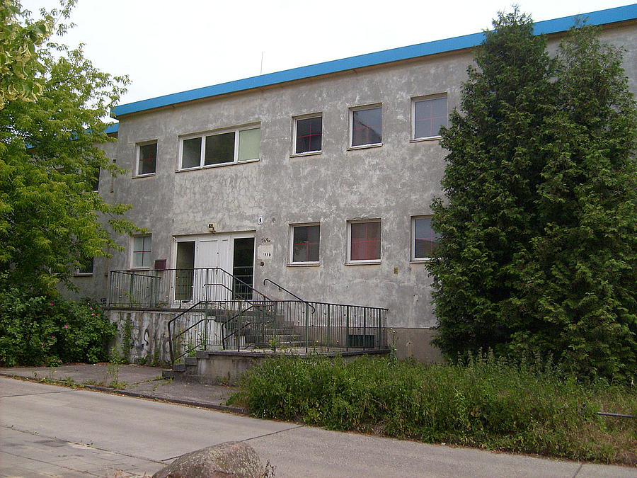 Die straßenseitige Fassade