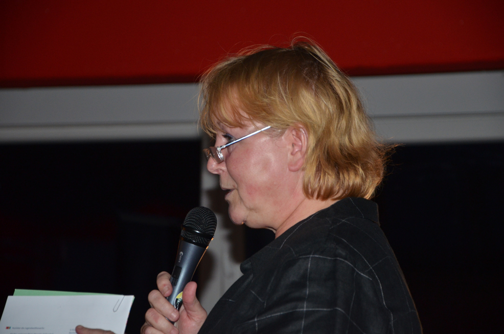 Ina fragt nach