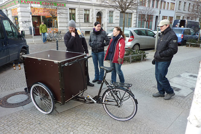 Die mobile Bar auf dem Weg nach Marzahn
