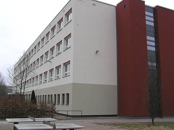 Ein Aufzug wurde angebaut